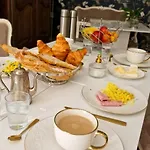 Bed & Breakfast Domaine Des Cypres 3*