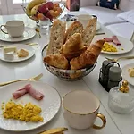 Bed & Breakfast Domaine Des Cypres