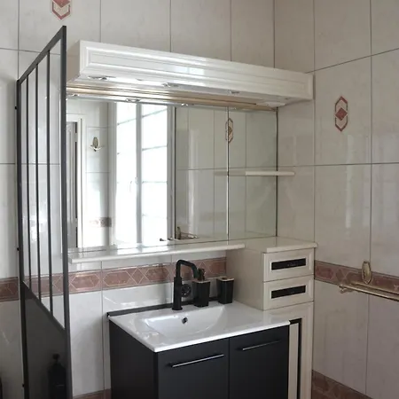 Domaine Des Cypres 3* Saint-Sauveur-Villages