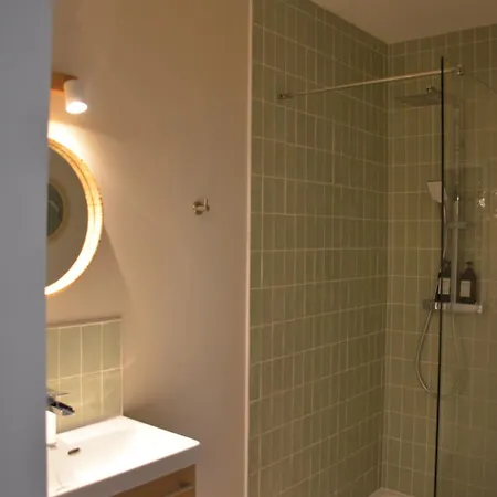 Domaine Des Cypres Saint-Sauveur-Villages