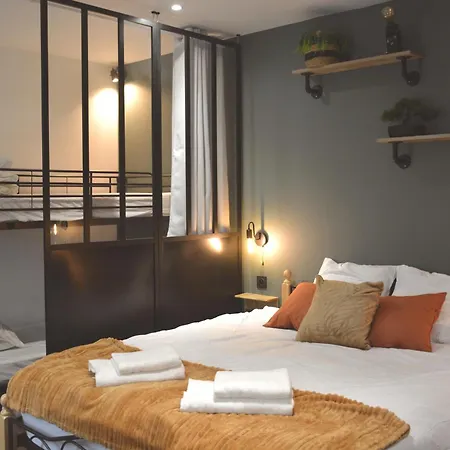 Bed & Breakfast Domaine Des Cypres Saint-Sauveur-Villages