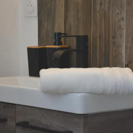 Bed & Breakfast Domaine Des Cypres