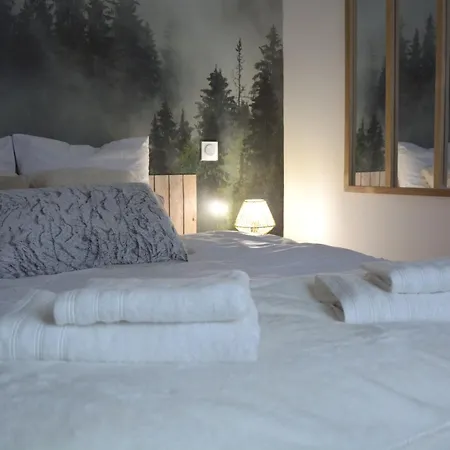 Domaine Des Cypres Bed & Breakfast Saint-Sauveur-Villages