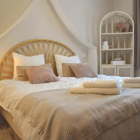 Domaine Des Cypres 3* Saint-Sauveur-Villages