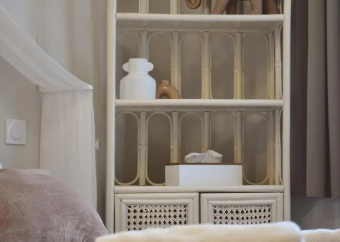 Domaine Des Cyprès 3*