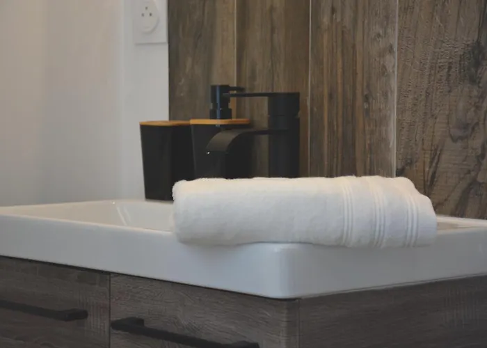 Alojamento de Acomodação e Pequeno-almoço Domaine Des Cypres